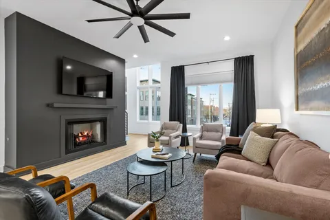 $1,800,000 | 1203 6th Avenue North, Nashville, TN 37208