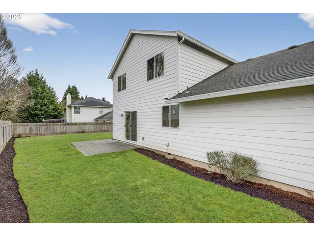 $589,900 | 418 Northwest 112th Street, Vancouver, WA 98685