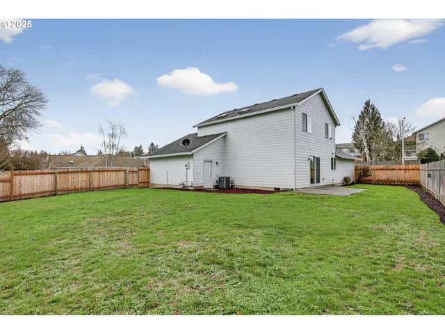 $589,900 | 418 Northwest 112th Street, Vancouver, WA 98685