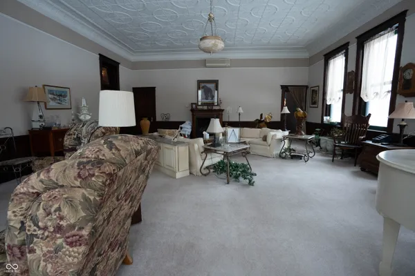 $775,000 | 2525 West 400 North, Crawfordsville, IN 47933