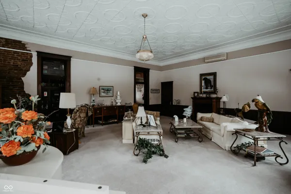 $829,000 | 2525 West 400 North, Crawfordsville, IN 47933