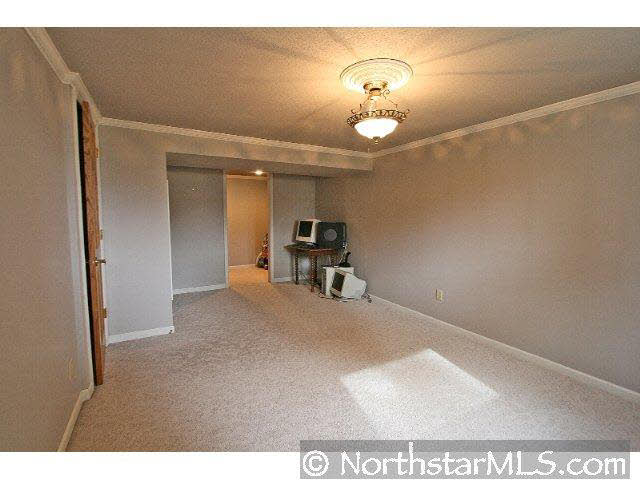 1861 38th Street Northwest Rochester, MN 55901 - Photo 10 of 10