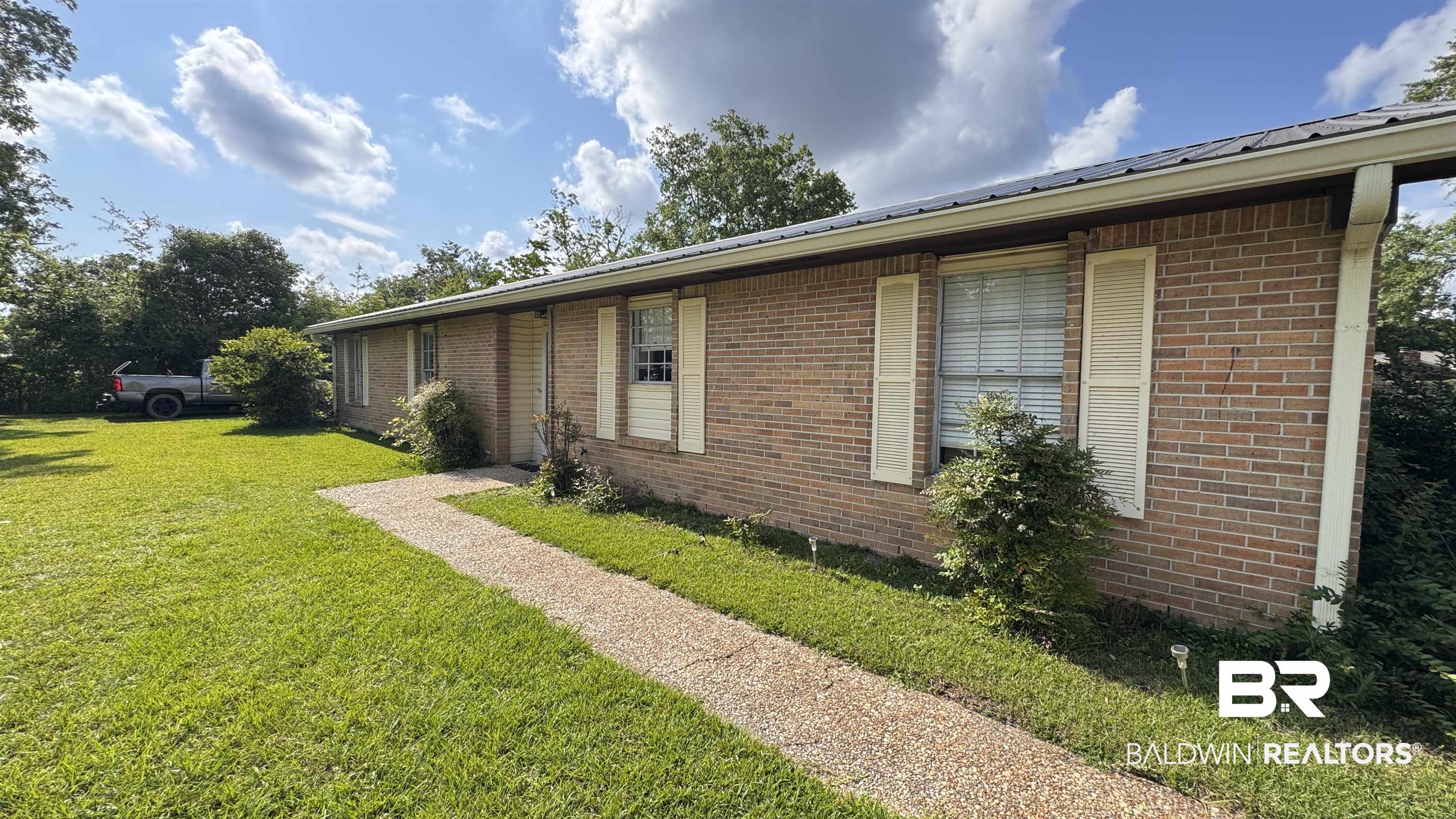 615 East Pedigo Avenue Foley, AL 36535 - Photo 6 of 31