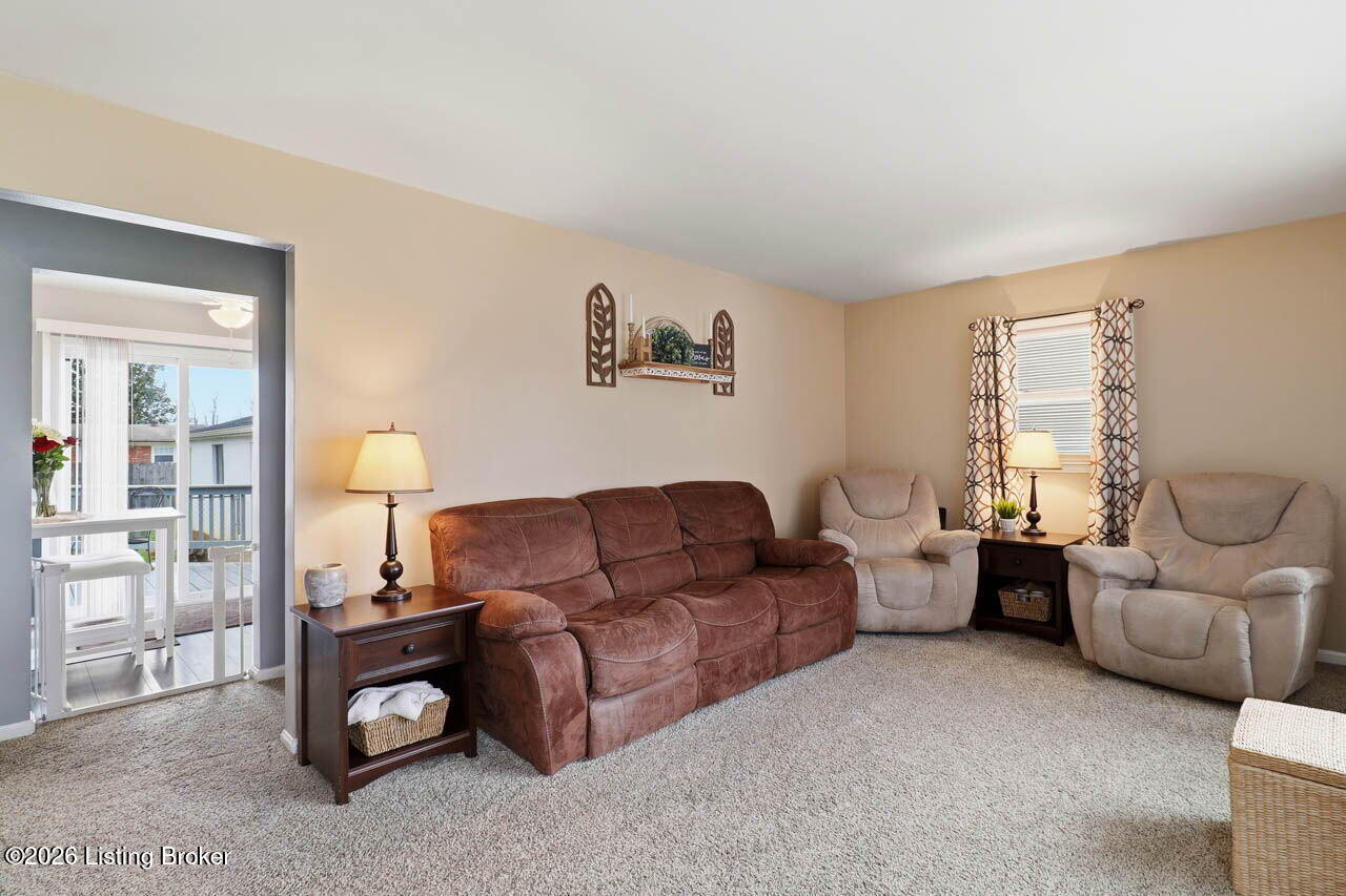 8814 Terry Rd - 8