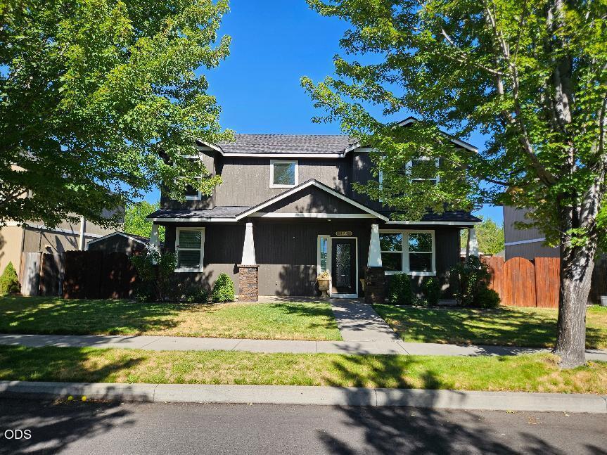 1320 Northeast 3rd Street Redmond, OR 97756 - Photo 1 of 11