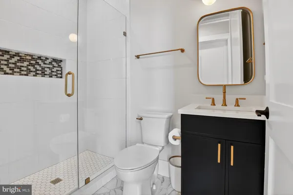 $3,399,000 | 6928 Whitehall Place, McLean, VA 22101