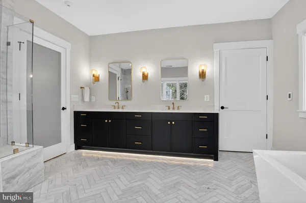 $3,399,000 | 6928 Whitehall Place, McLean, VA 22101