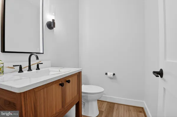 $3,399,000 | 6928 Whitehall Place, McLean, VA 22101