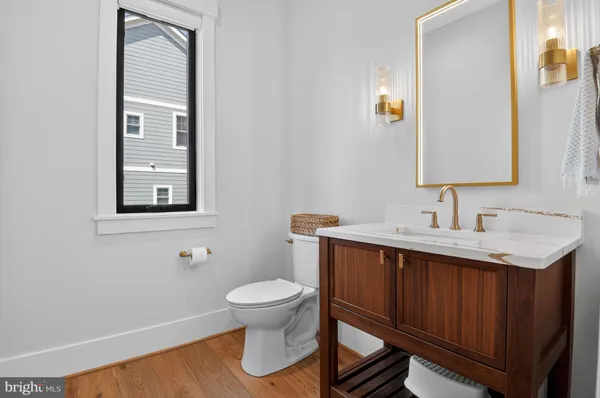 $3,399,000 | 6928 Whitehall Place, McLean, VA 22101