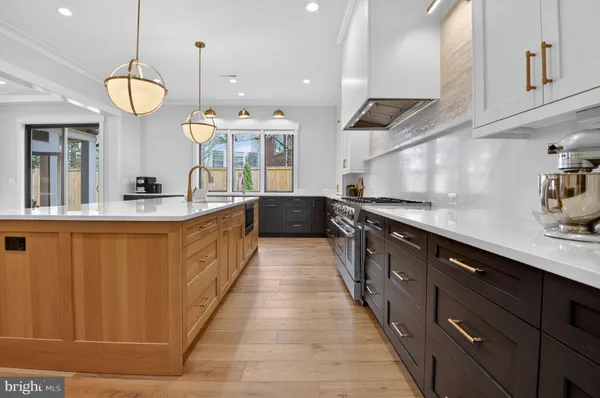 $3,399,000 | 6928 Whitehall Place, McLean, VA 22101