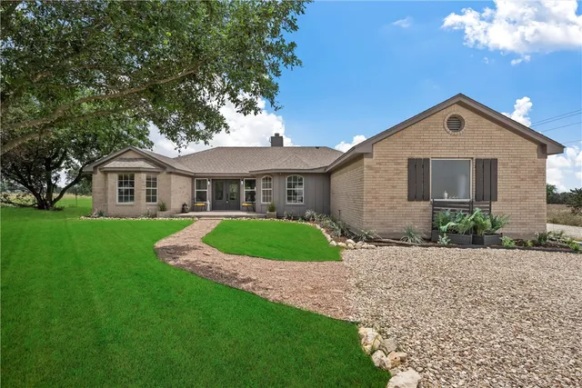 $724,900 | 1648 Old Ranch Road, China Spring, TX 76633