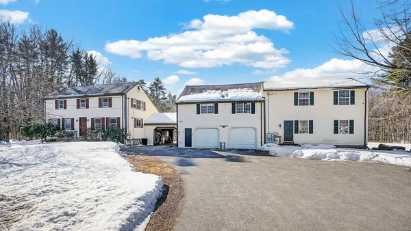 $824,999 | 69 Old Orchard Road, Buxton, ME 04093
