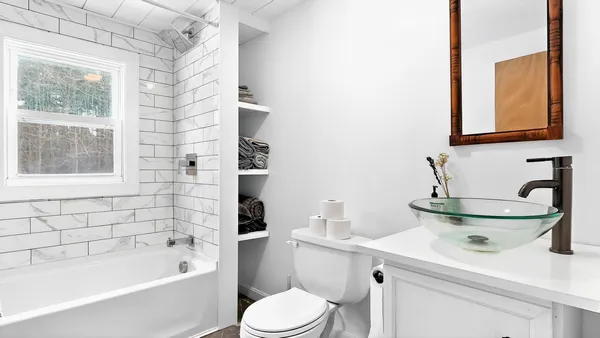 $800,000 | 69 Old Orchard Road, Buxton, ME 04093