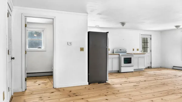 $800,000 | 69 Old Orchard Road, Buxton, ME 04093