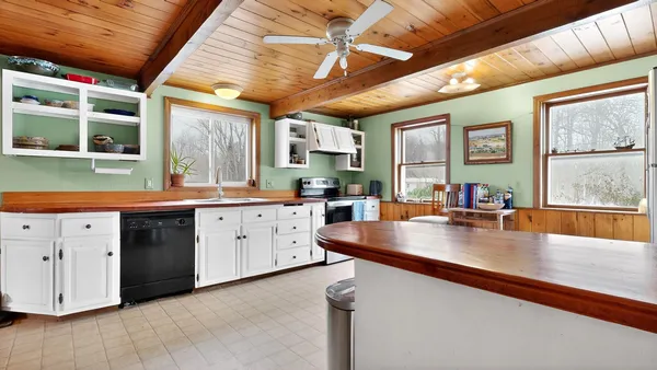 $800,000 | 69 Old Orchard Road, Buxton, ME 04093