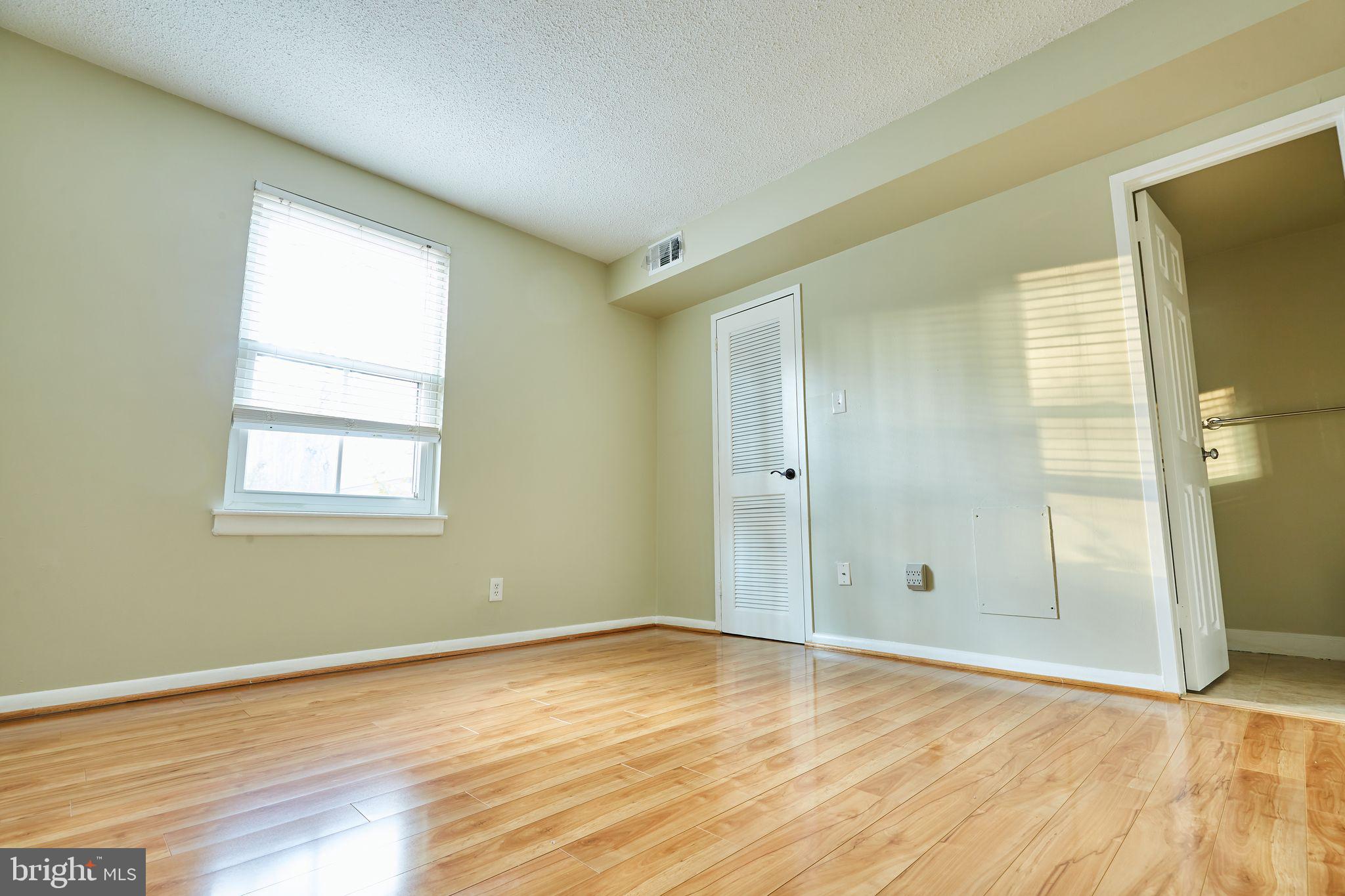 11649 Stoneview Square, Unit 1B Reston, VA 20191 - Photo 11 of 17 Gallery Image 11