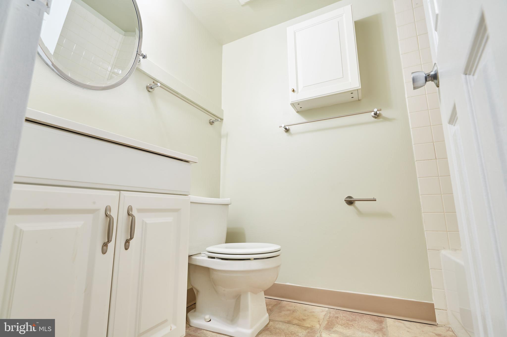 11649 Stoneview Square, Unit 1B Reston, VA 20191 - Photo 14 of 17 Gallery Image 14