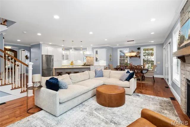 $6,000 | 426 Bogey Lane, Kirkwood, MO 63122