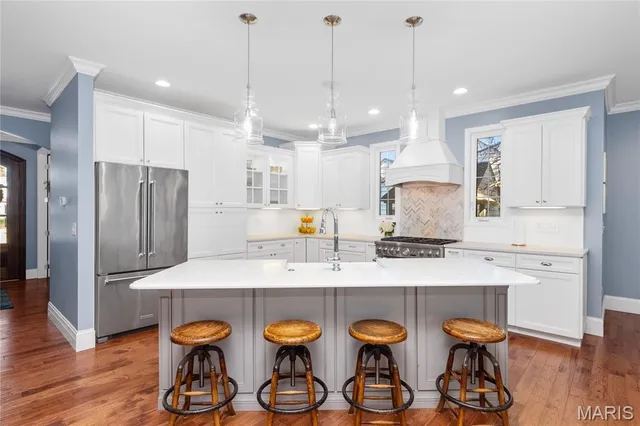 $6,000 | 426 Bogey Lane, Kirkwood, MO 63122