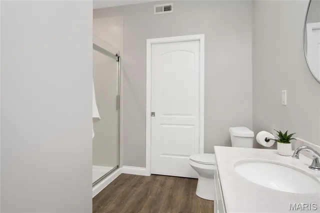 $8,000 | 426 Bogey Lane, Kirkwood, MO 63122