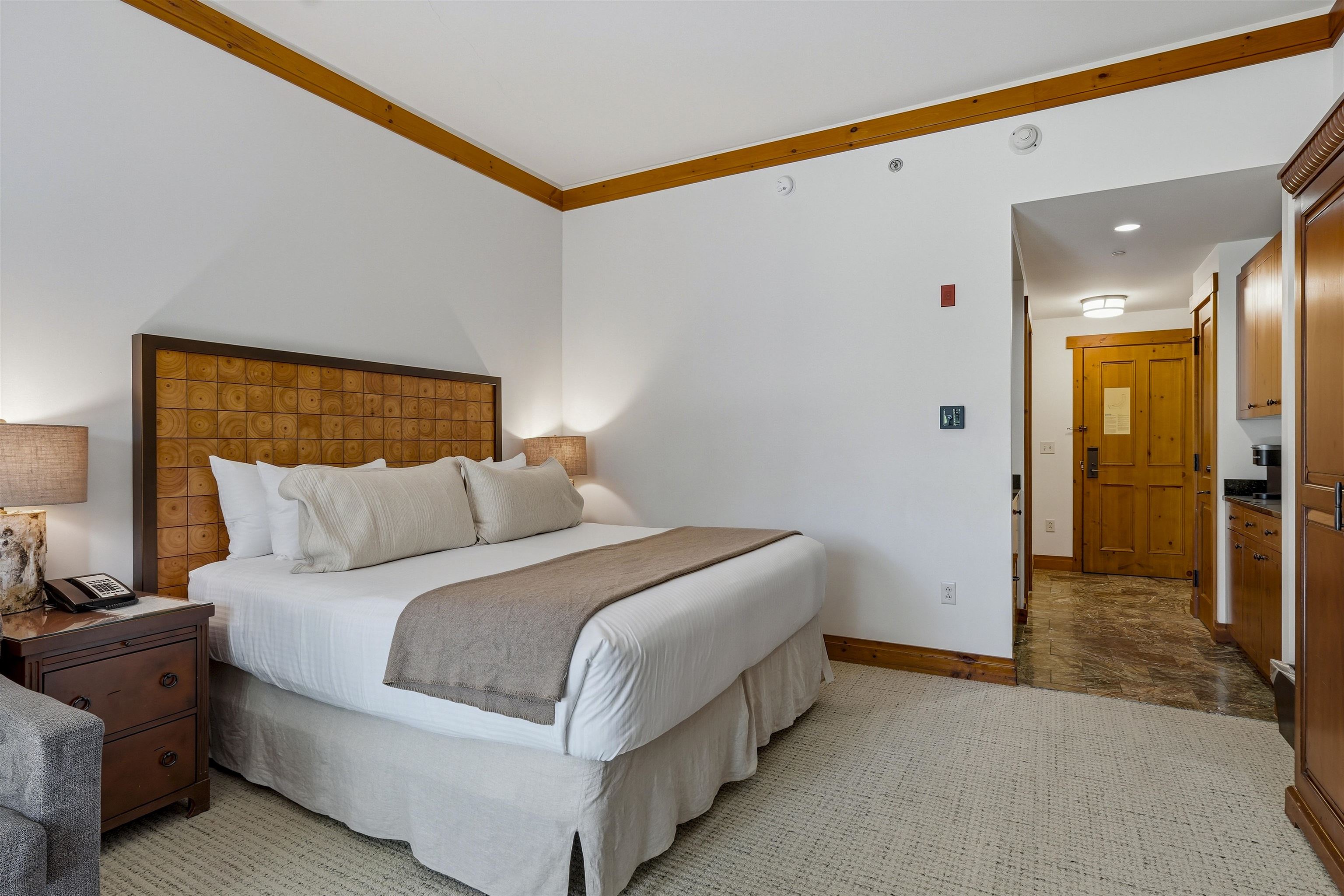 7412 Mountain Road, Unit 1204 Stowe, VT 05672 - Photo 12 of 24