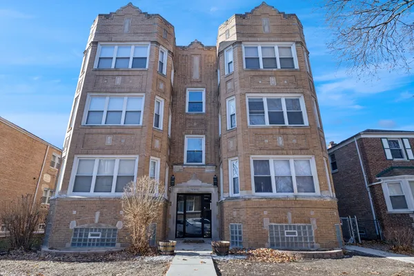 $1,900 | 9222 South Laflin Street, Unit 3N, Chicago, IL 60620
