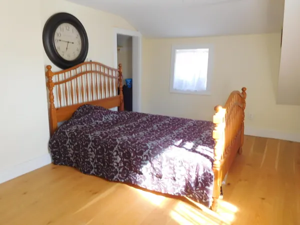 $318,000 | 164 Alpine Street, Paris, ME 04281