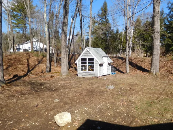 $318,000 | 164 Alpine Street, Paris, ME 04281