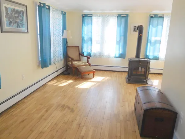 $318,000 | 164 Alpine Street, Paris, ME 04281