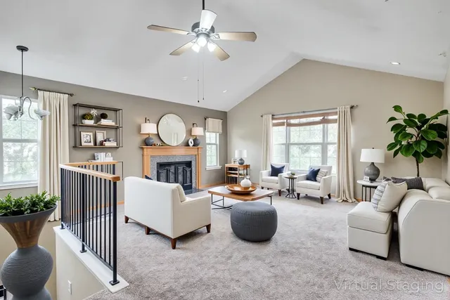 $2,050 | 2492 Dickens Drive, Unit 2492, Aurora, IL 60503