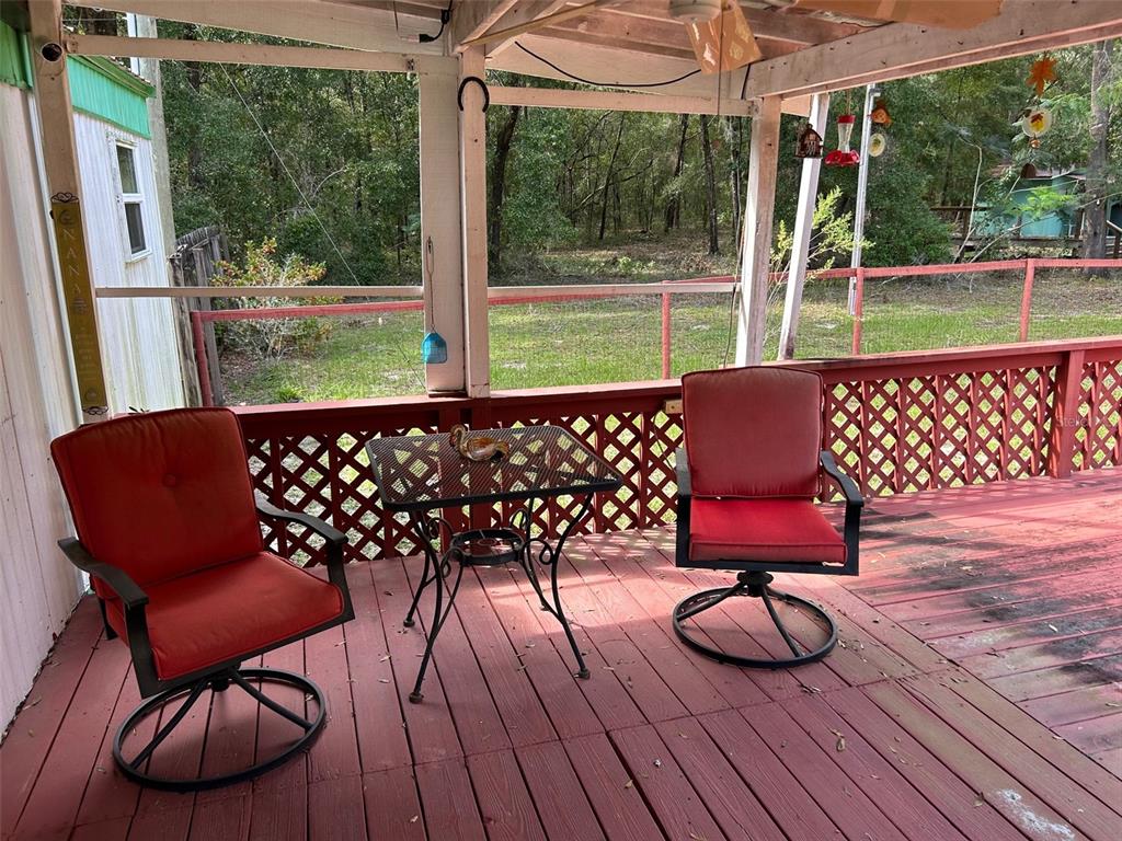 8232 Swan Lake Road Melrose, FL 32666 - Photo 4 of 30