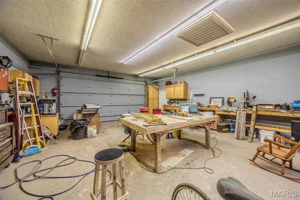 $829,000 | 15650 Hwy WW, Lebanon, MO 65536