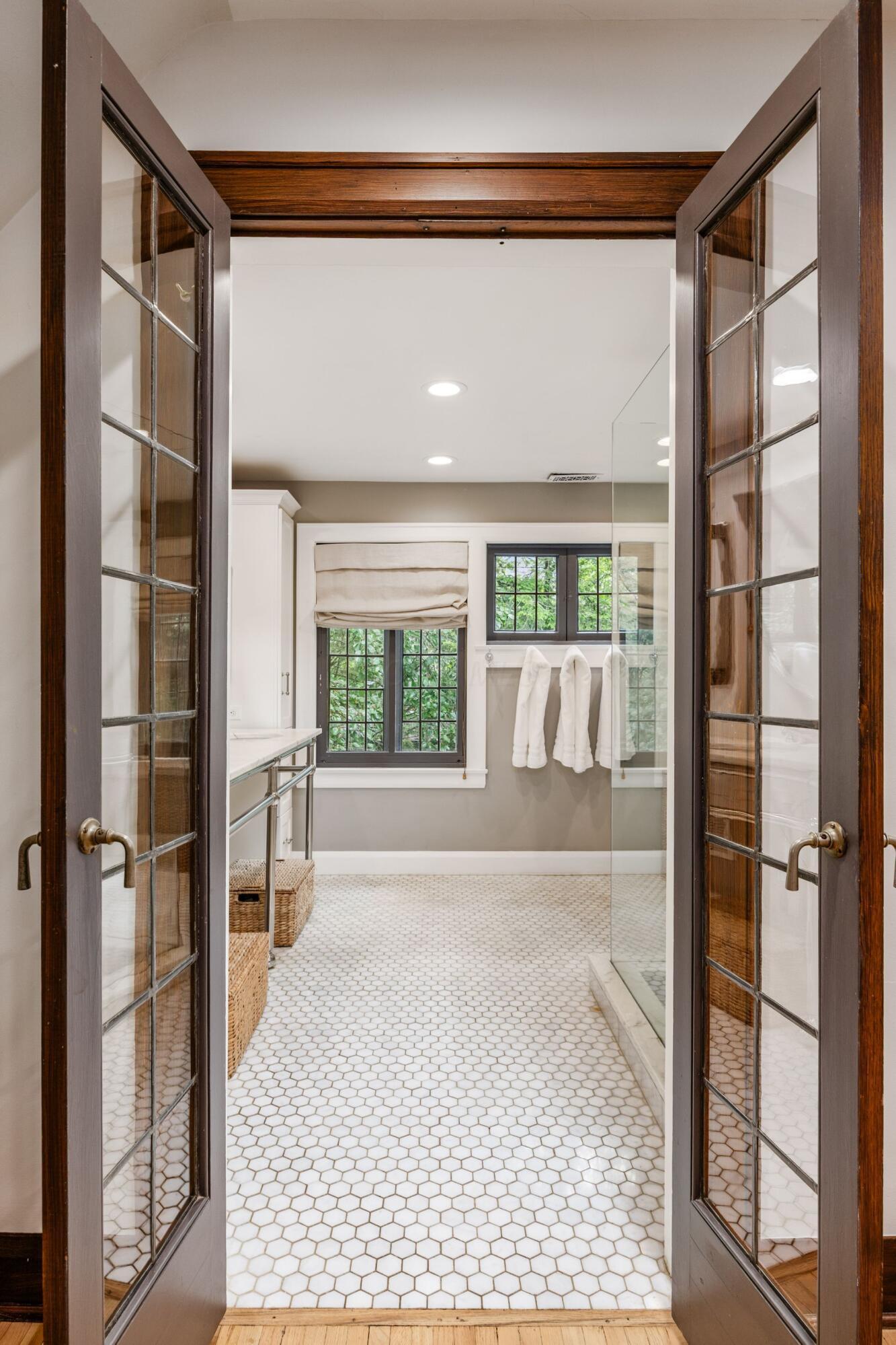 1920 Edgemont Road Upper Arlington, OH 43212 - Photo 30 of 50 Gallery Image 30