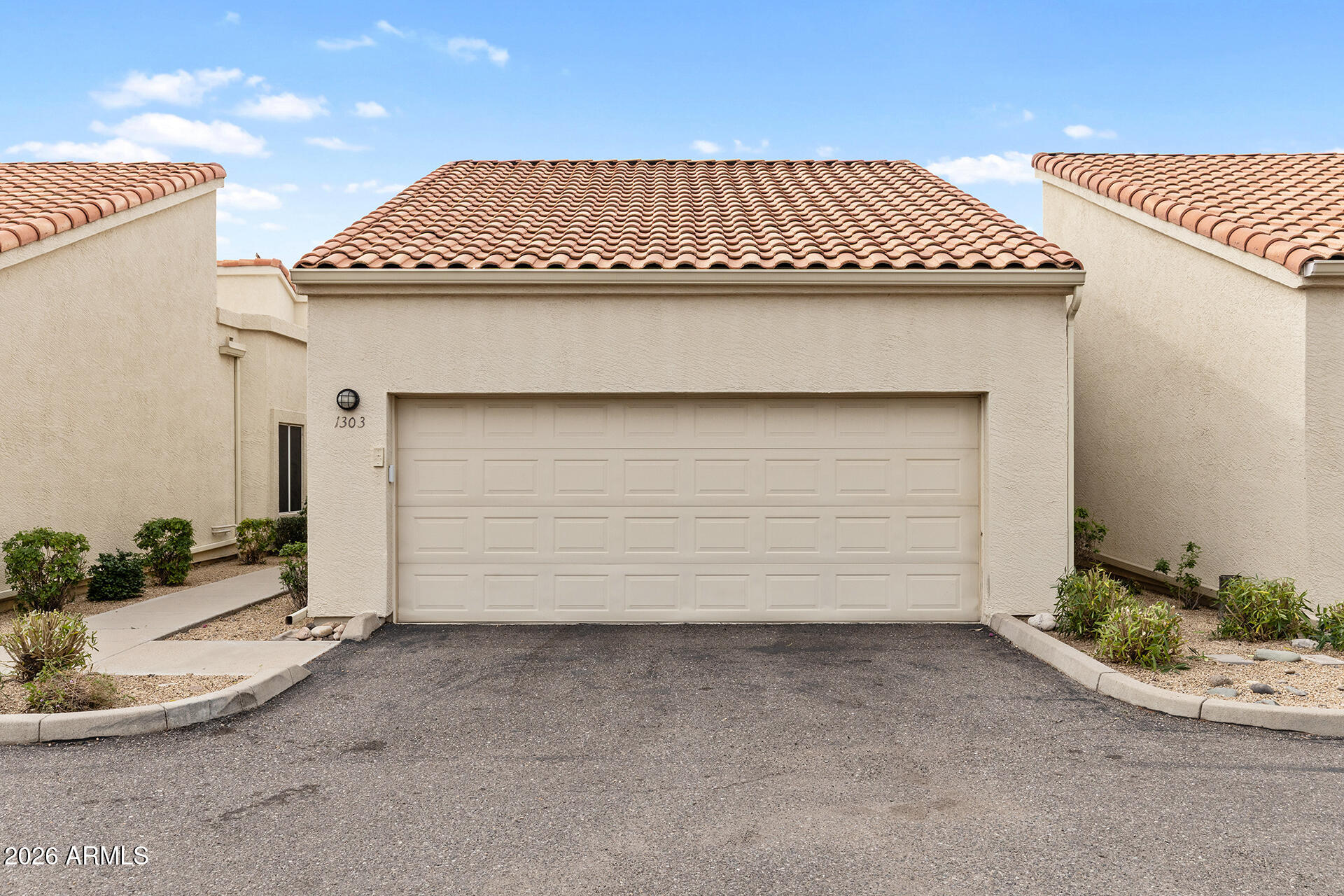 7101 West Beardsley Road, Unit 1303 Glendale, AZ 85308 - Photo 2 of 53 Garage View