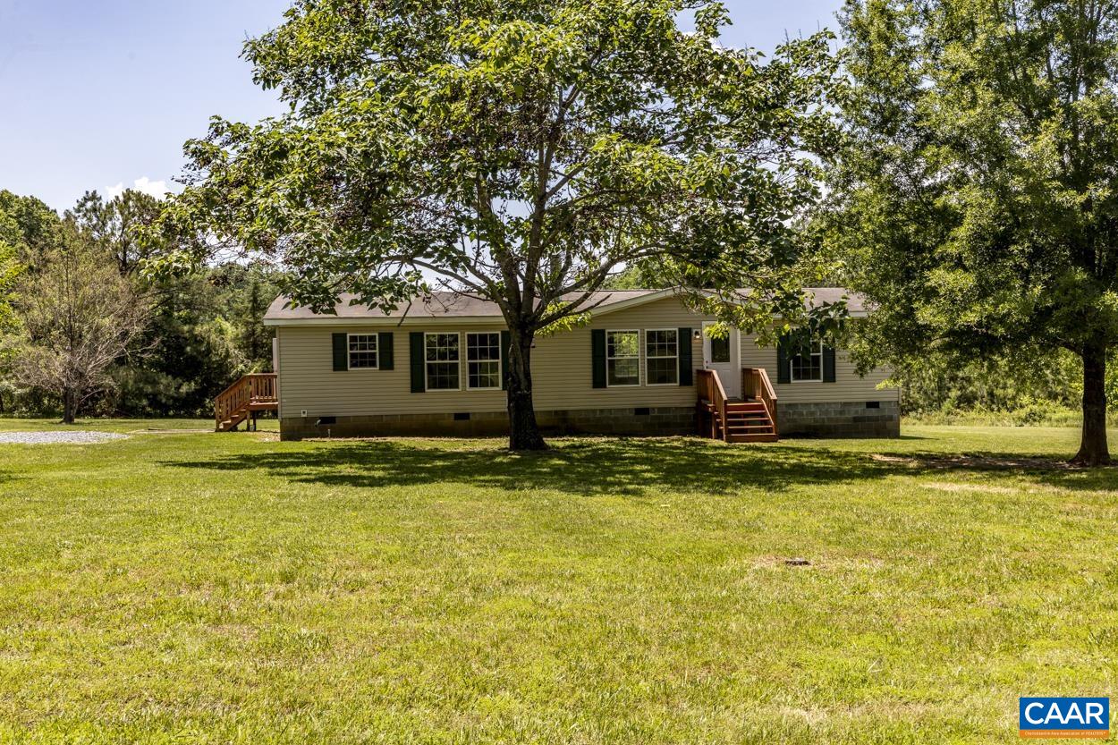 667 Equestrian Trail Road New Canton, VA 23123 - Photo 1 of 26 Gallery Image 1