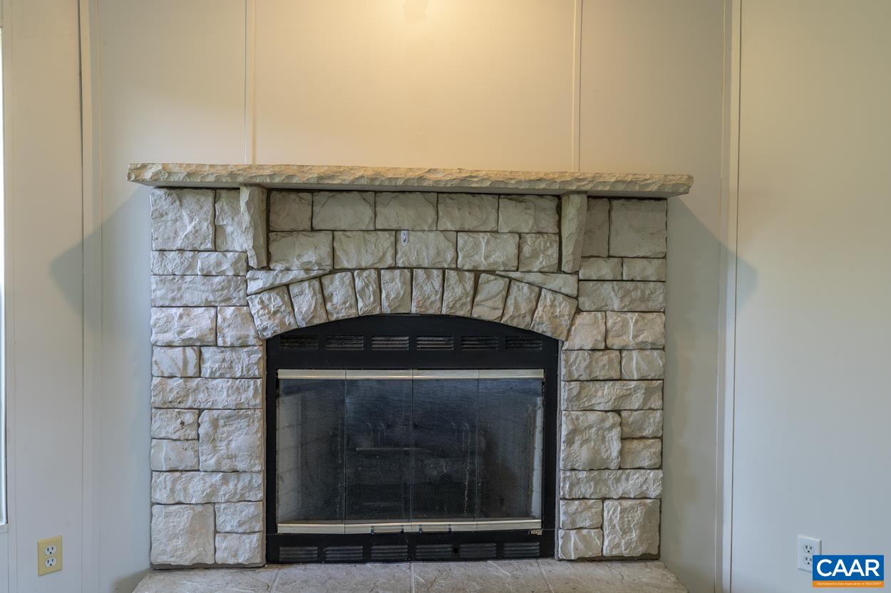 667 Equestrian Trail Road New Canton, VA 23123 - Photo 7 of 26 Gallery Image 7