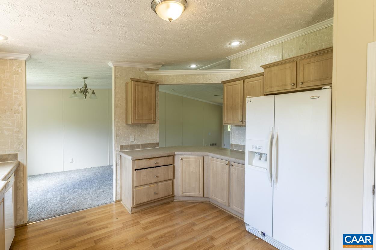 667 Equestrian Trail Road New Canton, VA 23123 - Photo 9 of 26 Gallery Image 9