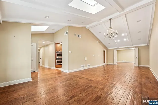 $1,880,000 | 44 Lynn Drive, Englewood Cliffs, NJ 07632