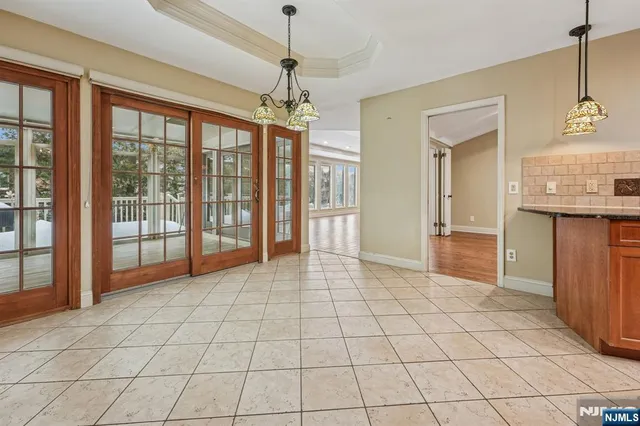 $1,880,000 | 44 Lynn Drive, Englewood Cliffs, NJ 07632