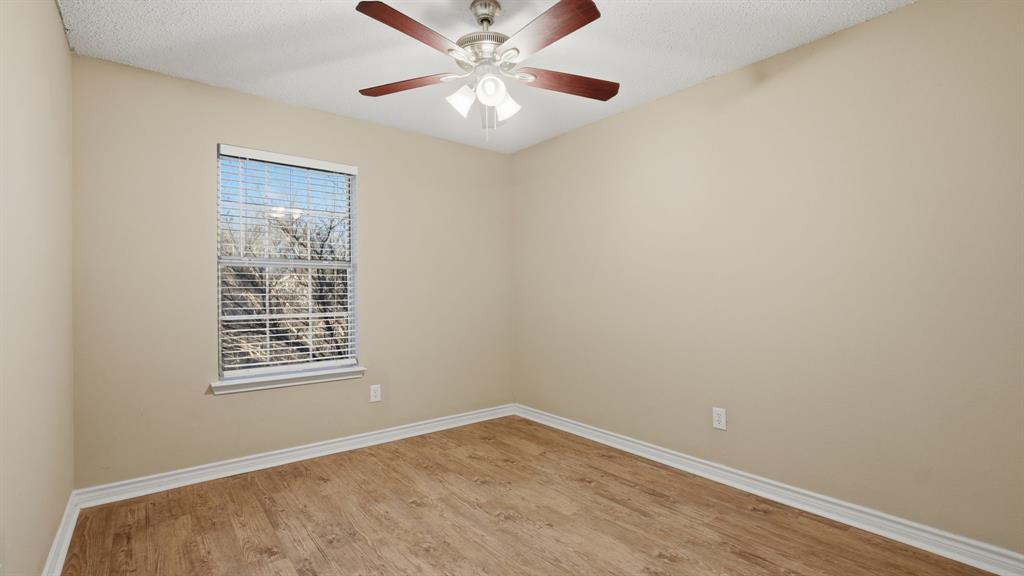 10900 Huntington Road Frisco, TX 75035 - Photo 22 of 36