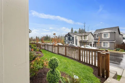 $879,950 | 14146 271st Place Northeast, Duvall, WA 98019