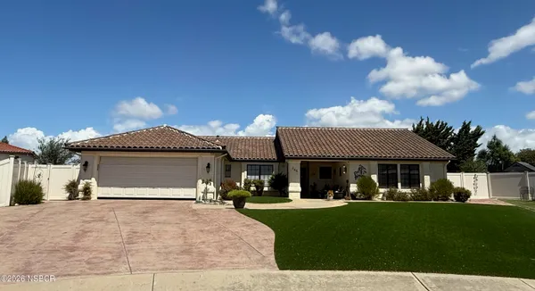 $925,000 | 245 Eastbourne Terrace, Santa Maria, CA 93455
