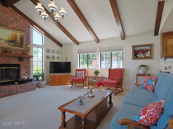$925,000 | 245 Eastbourne Terrace, Santa Maria, CA 93455