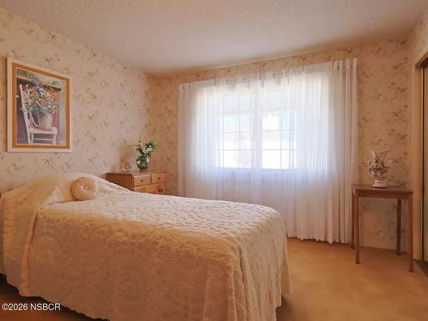 $925,000 | 245 Eastbourne Terrace, Santa Maria, CA 93455