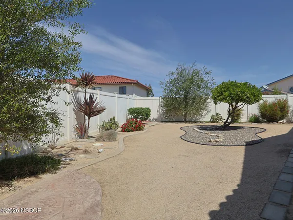 $925,000 | 245 Eastbourne Terrace, Santa Maria, CA 93455