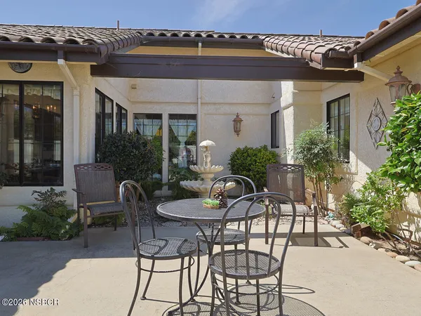 $925,000 | 245 Eastbourne Terrace, Santa Maria, CA 93455