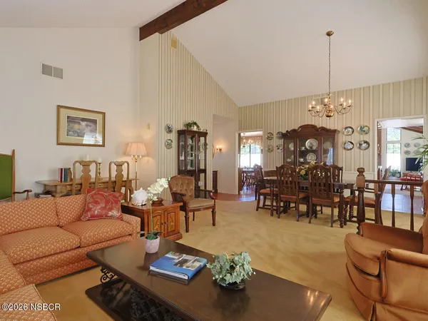 $925,000 | 245 Eastbourne Terrace, Santa Maria, CA 93455