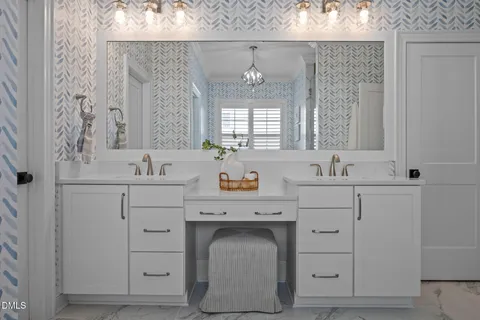 $1,575,000 | 3138 Curling Creek Drive, Apex, NC 27502