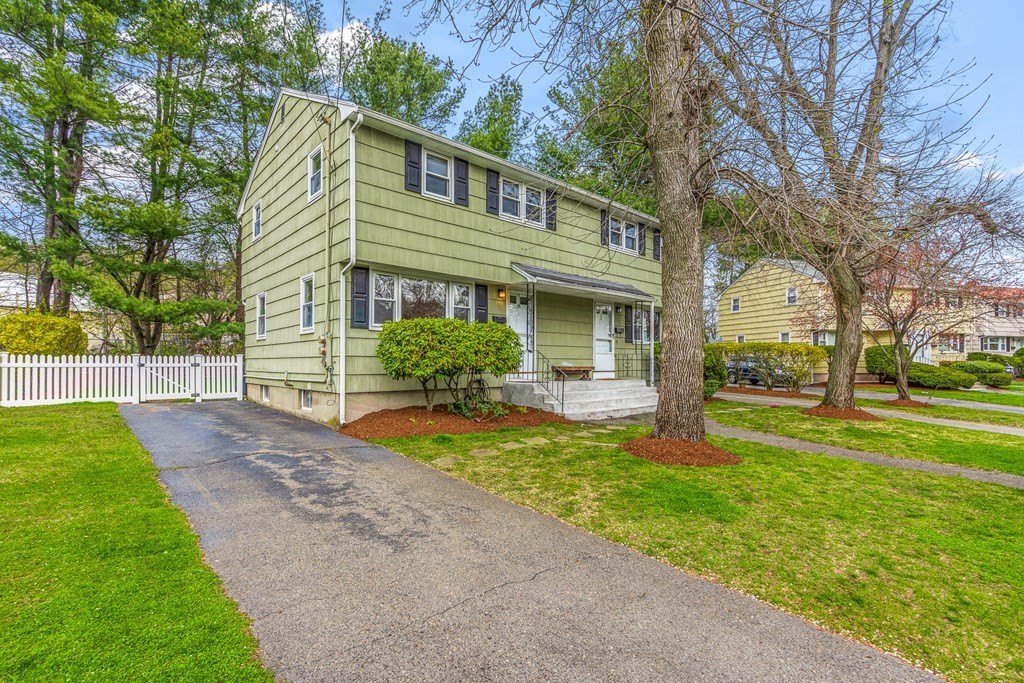 25 George Road, Unit 25 Winchester, MA 01890 - Photo 2 of 29