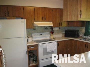 219 Liebengood Road Mount Vernon, IL 62864 - Photo 5 of 17